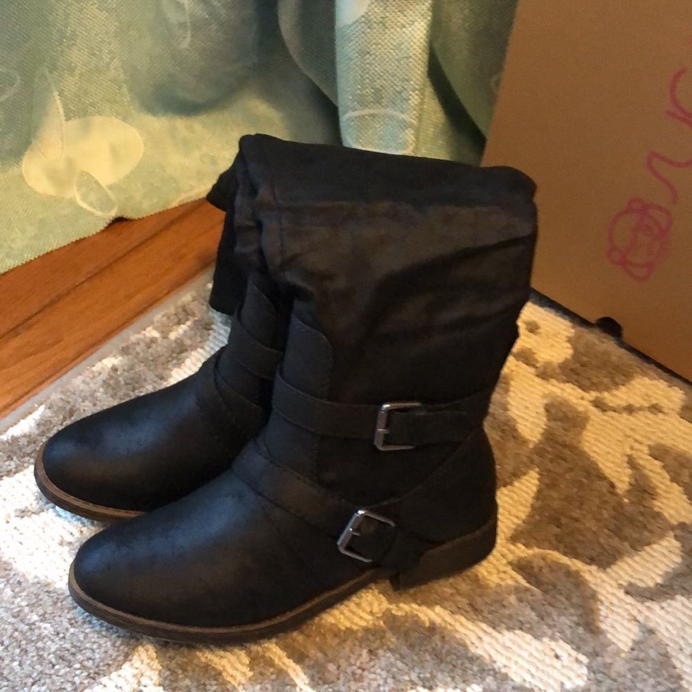 New Francesca’s boots, size 6